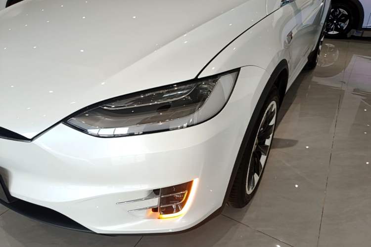 Used Tesla Model X 2019 Long-Range Version Left Front Headlight