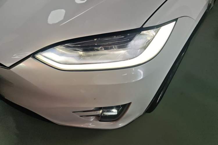 Used Tesla Model X 2019 Long-Range Version Left Front Headlight