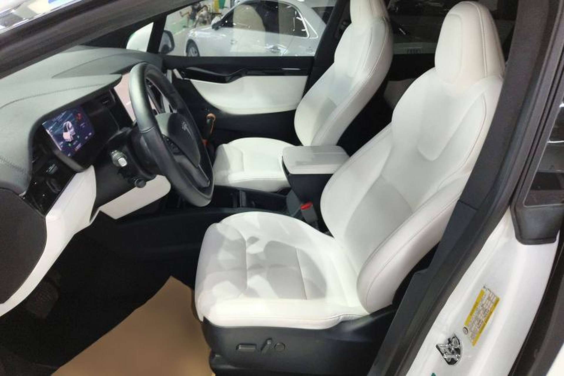 Used Tesla Model X 2019 Long-Range Version Left Front Seat