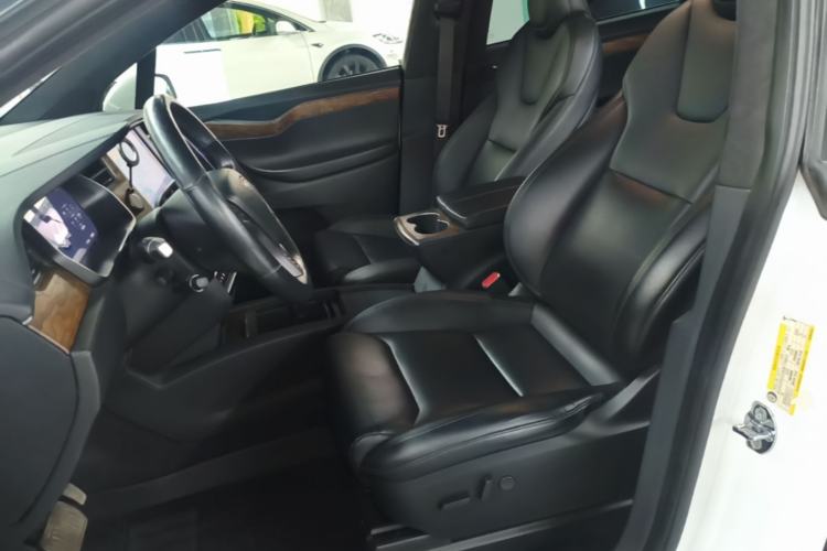 Used Tesla Model X 2019 Long-Range Version Left Front Seat