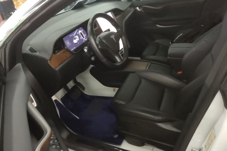Used Tesla Model X 2019 Long-Range Version Left Front Seat