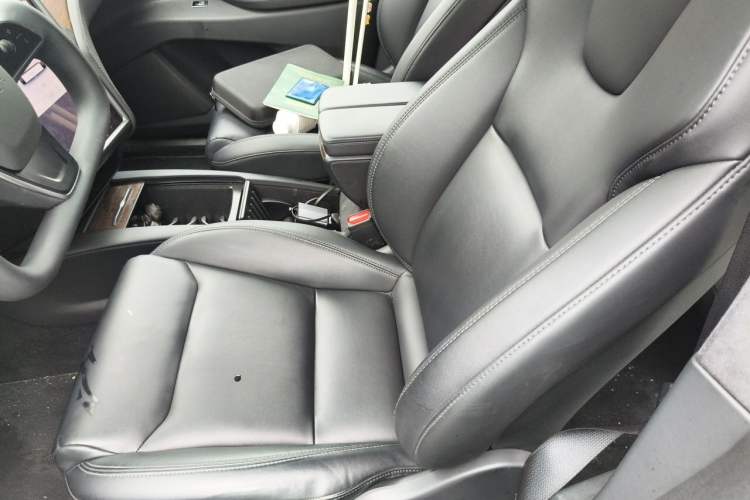 Used Tesla Model X 2019 Long-Range Version Left Front Seat