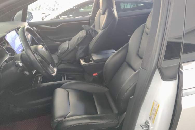 Used Tesla Model X 2019 Long-Range Version Left Front Seat