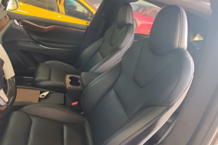 Used Tesla Model X 2019 Long-Range Version Left Front Seat