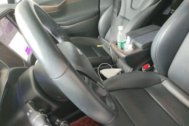 Used Tesla Model X 2019 Long-Range Version Left Front Seat