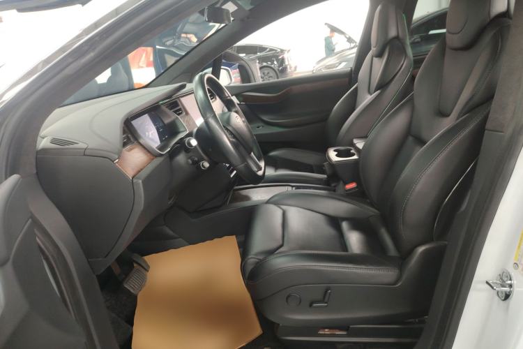 Used Tesla Model X 2019 Long-Range Version Left Front Seat