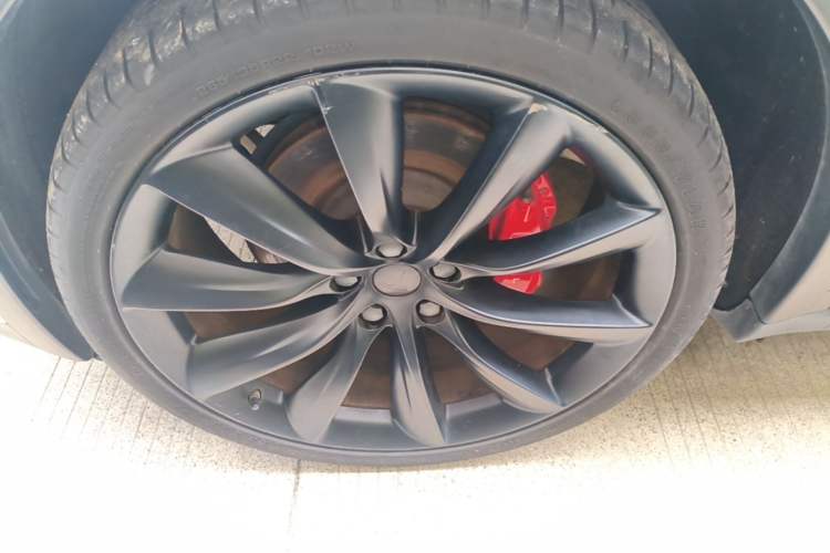 Used Tesla Model X 2019 Performance High-Performance Edition Left Front Wheel Hub