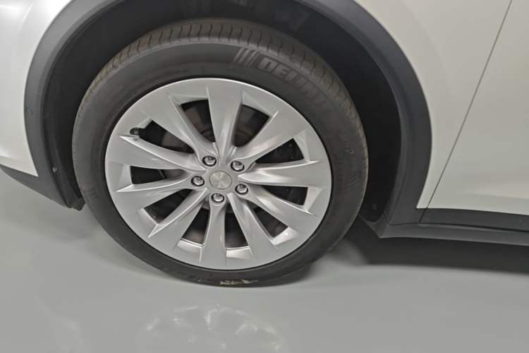 Used Tesla Model X 2019 Long-Range Version Left Front Wheel Hub
