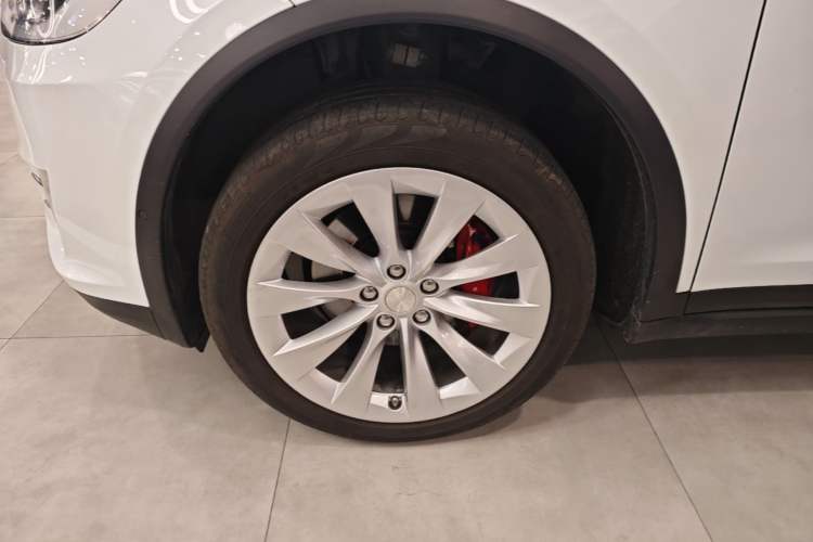 Used Tesla Model X 2019 Performance High-Performance Edition Left Front Wheel Hub