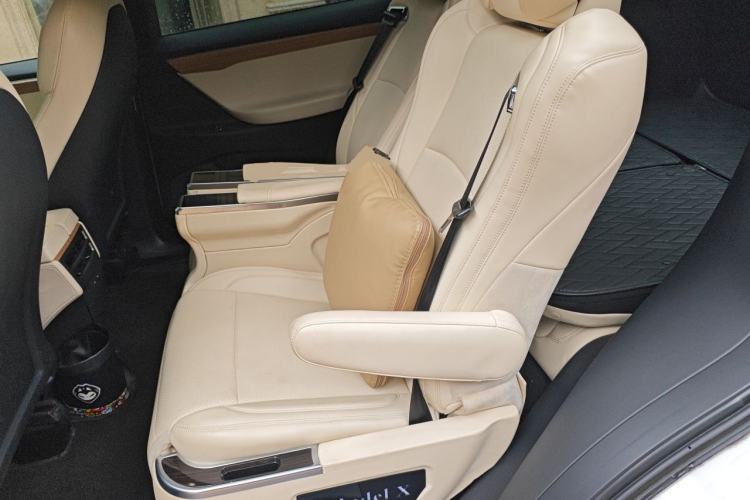 Used Tesla Model X 2019 Long-Range Version Left Rear Seat