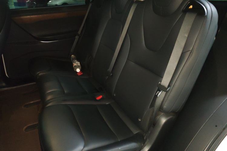 Used Tesla Model X 2019 Long-Range Version Left Rear Seat