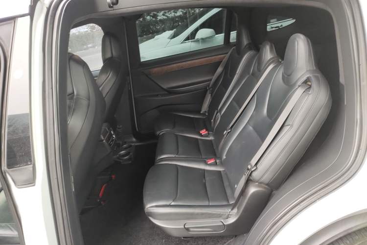 Used Tesla Model X 2019 Long-Range Version Left Rear Seat