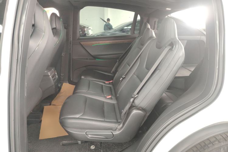 Used Tesla Model X 2019 Long-Range Version Left Rear Seat