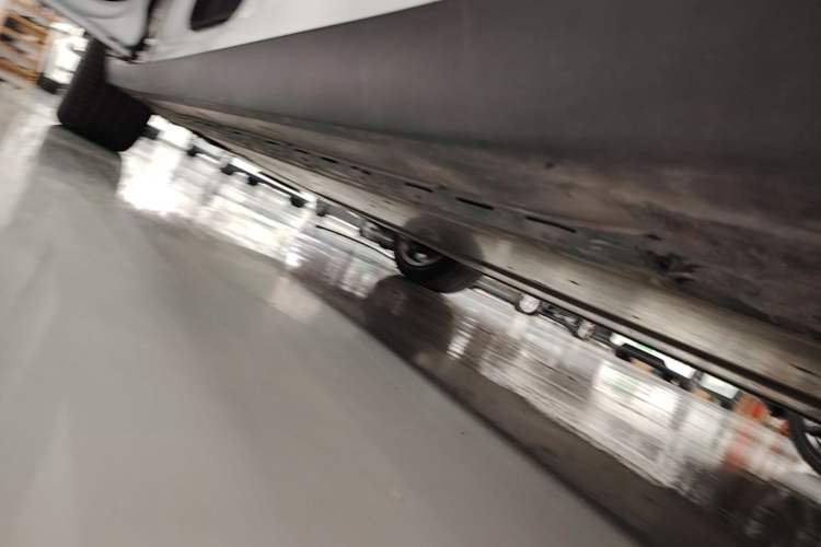 Used Tesla Model X 2019 Long-Range Version Left Side Sill