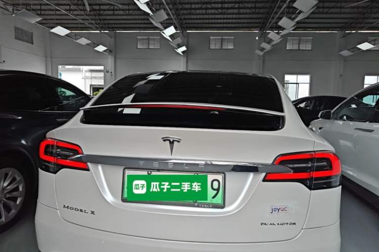 Used Tesla Model X 2019 Long-Range Version Rear