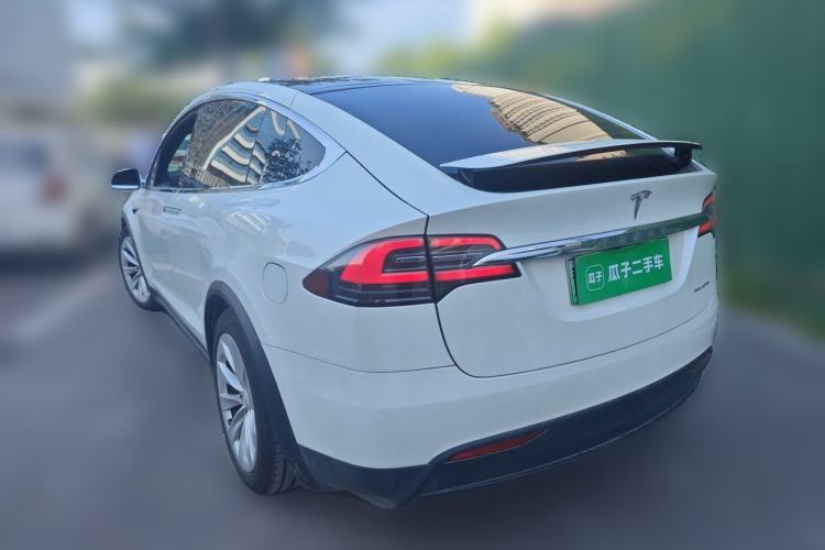 Used Tesla Model X 2019 Long-Range Version Rear Left 45 Deg