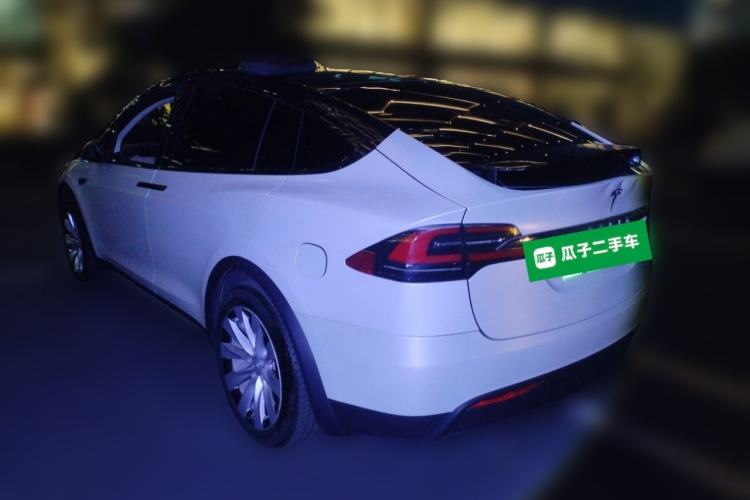 Used Tesla Model X 2019 Long-Range Version Rear Left 45 Deg