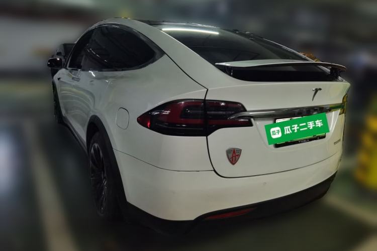 Used Tesla Model X 2019 Long-Range Version Rear Left 45 Deg