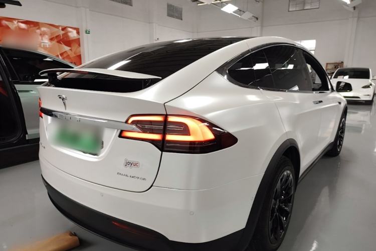 Used Tesla Model X 2019 Long-Range Version Rear Right 45 Deg