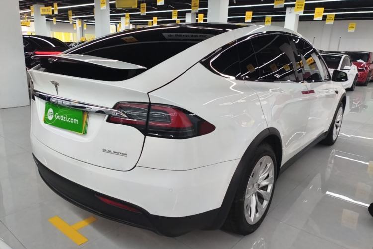 Used Tesla Model X 2019 Long-Range Version Rear Right 45 Deg