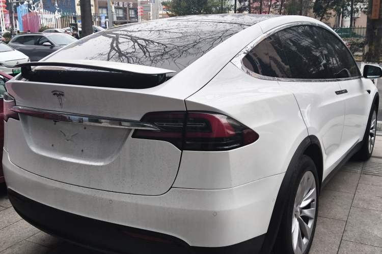 Used Tesla Model X 2019 Long-Range Version Rear Right 45 Deg