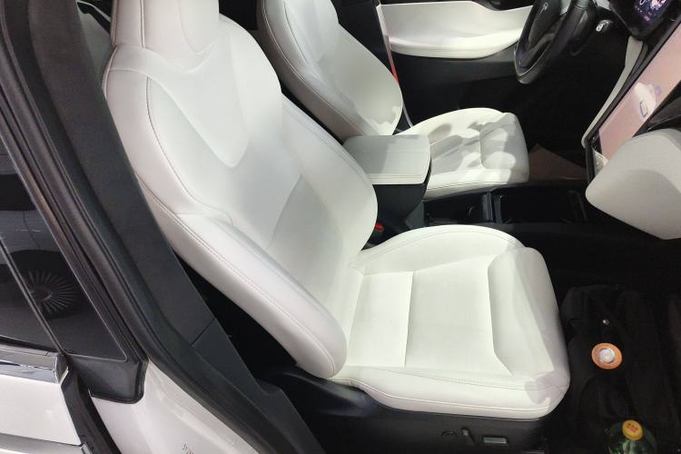 Used Tesla Model X 2019 Long-Range Version Right Front Seat