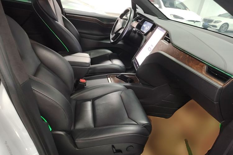 Used Tesla Model X 2019 Long-Range Version Right Front Seat