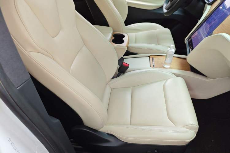 Used Tesla Model X 2019 Long-Range Version Right Front Seat