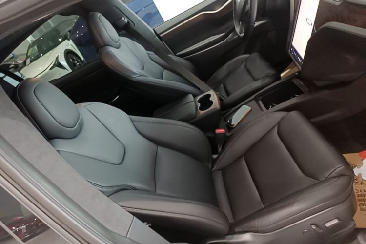 Used Tesla Model X 2019 Long-Range Version Right Front Seat