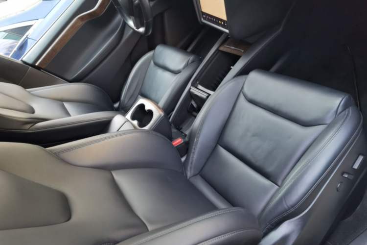 Used Tesla Model X 2019 Long-Range Version Right Front Seat