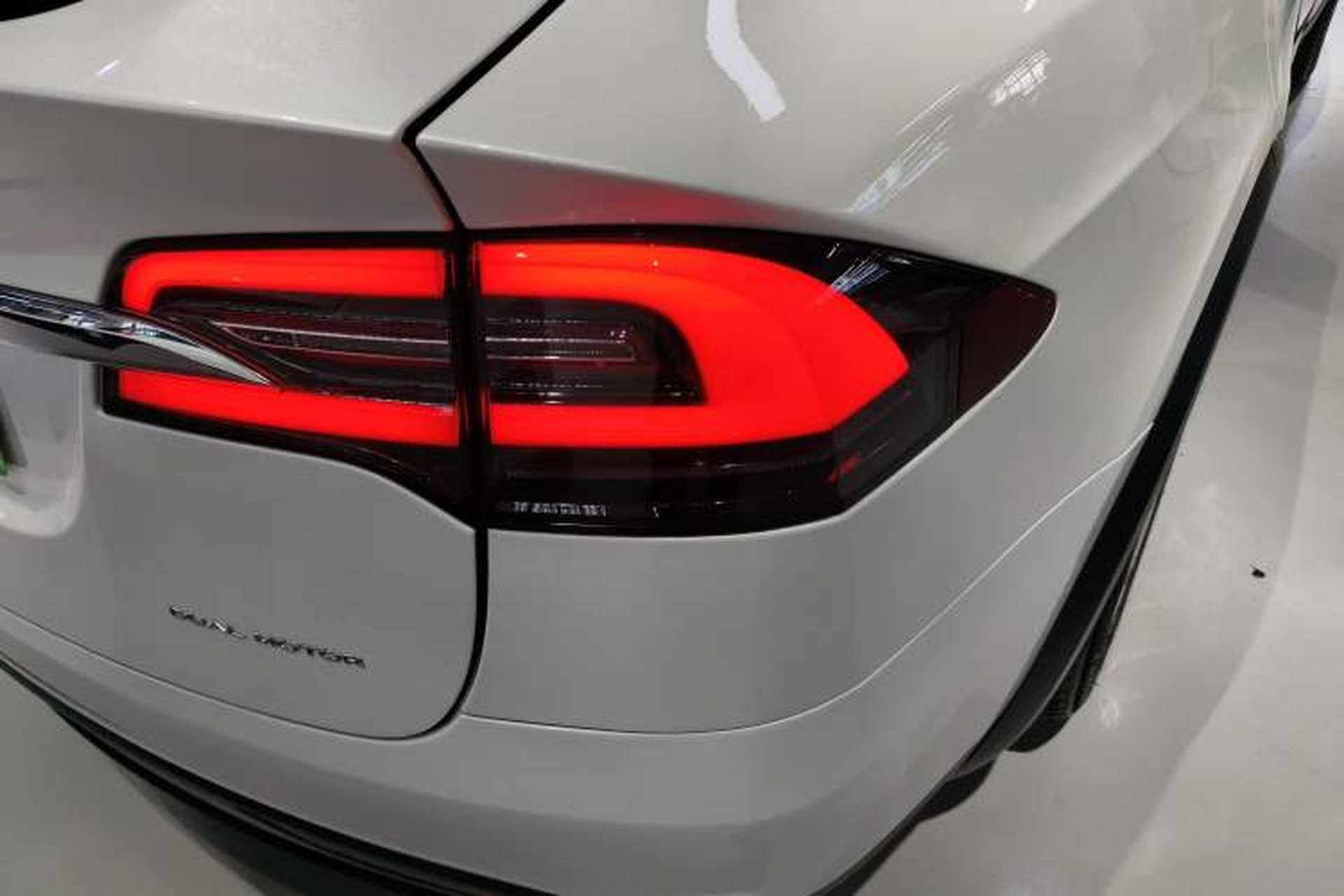 Used Tesla Model X 2019 Long-Range Version Right Rear Taillight