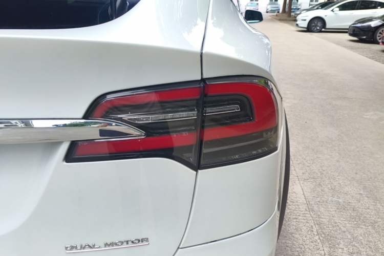 Used Tesla Model X 2019 Performance High-Performance Edition Right Rear Taillight