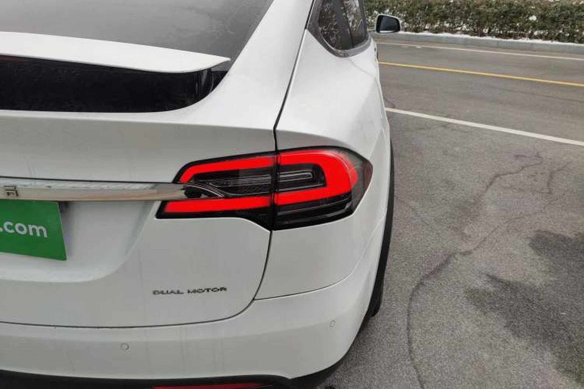 Used Tesla Model X 2019 Long-Range Version Right Rear Taillight