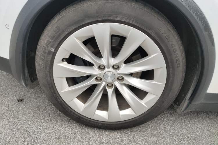 Used Tesla Model X 2019 Long-Range Version Right Rear Wheel Hub