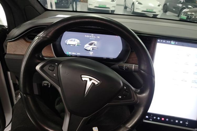 Used Tesla Model X 2019 Long-Range Version Steering Wheel