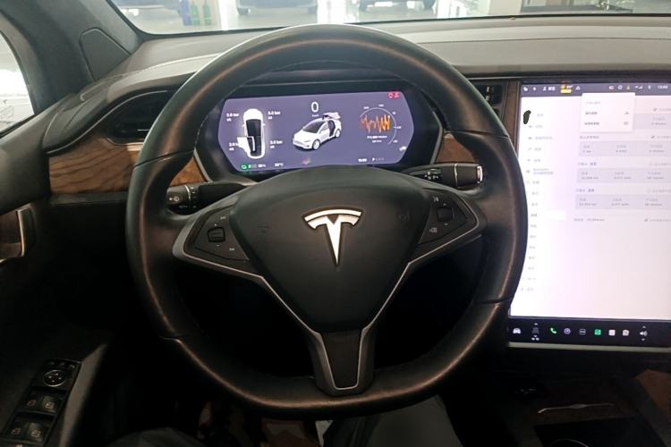 Used Tesla Model X 2019 Long-Range Version Steering Wheel