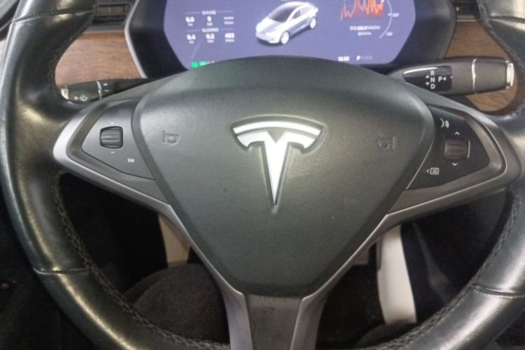 Used Tesla Model X 2019 Long-Range Version Steering Wheel