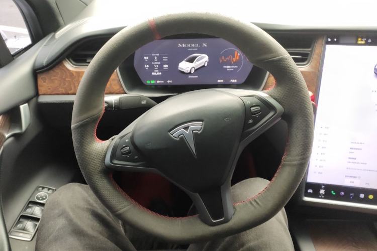Used Tesla Model X 2019 Long-Range Version Steering Wheel