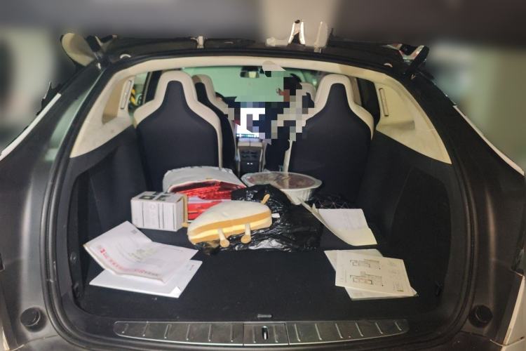 Used Tesla Model X 2019 Standard Range Version Trunk