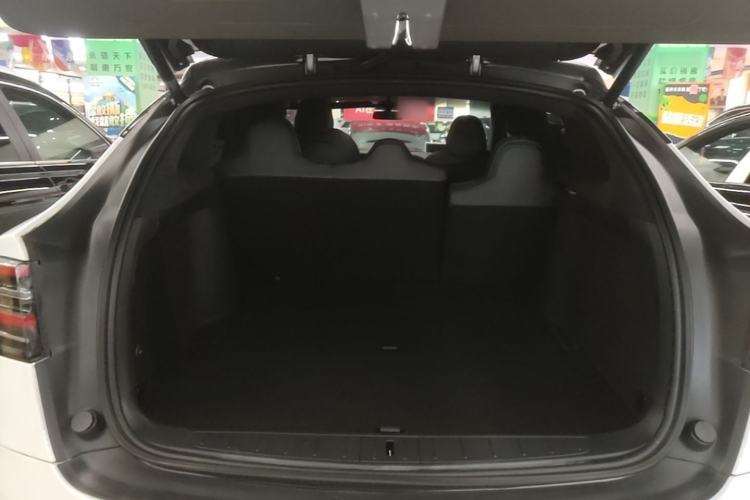 Used Tesla Model X 2019 Long-Range Version Trunk