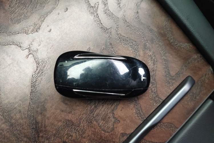 Used Tesla Model X 2019 Long-Range Version Vehicle Key