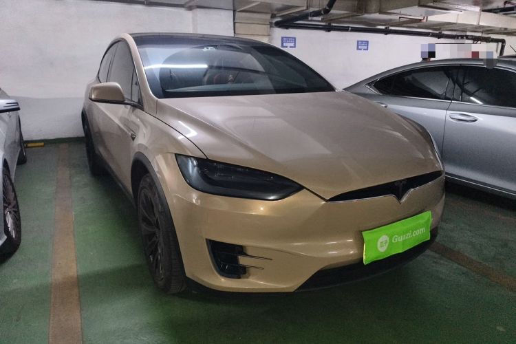 Used Tesla Model X 2019 Long-Range Version Front Right 45 Deg