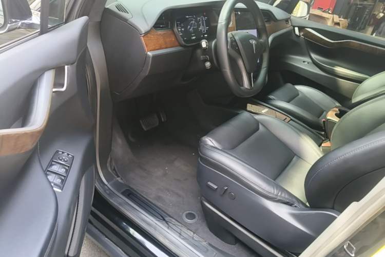 Used Tesla Model X 2020 Long-Range Upgrade Version Driver Seat