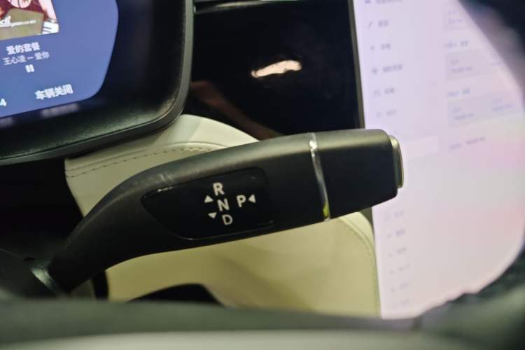 Used Tesla Model X 2020 Long-Range Upgrade Version Gear Lever