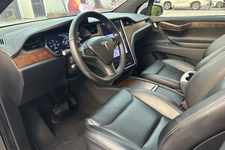 Used Tesla Model X 2020 Long-Range Upgrade Version Interior 2