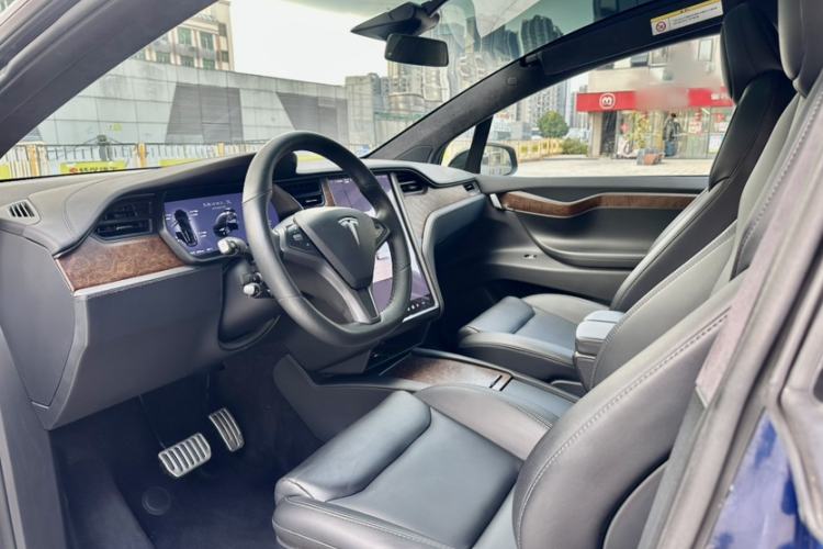 Used Tesla Model X 2020 Long-Range Upgrade Version Interior 3