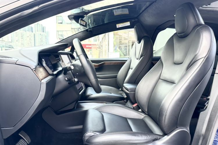 Used Tesla Model X 2020 Long-Range Upgrade Version Left Front Seat