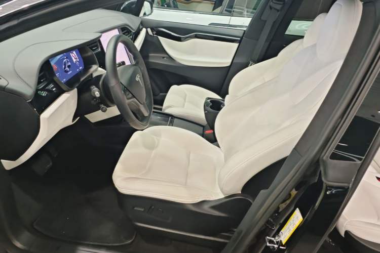 Used Tesla Model X 2020 Long-Range Upgrade Version Left Front Seat