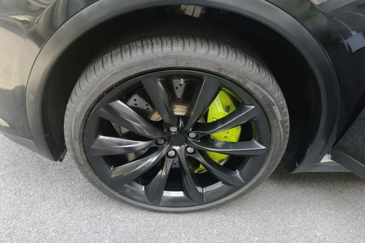 Used Tesla Model X 2020 Long-Range Upgrade Version Left Front Wheel Hub