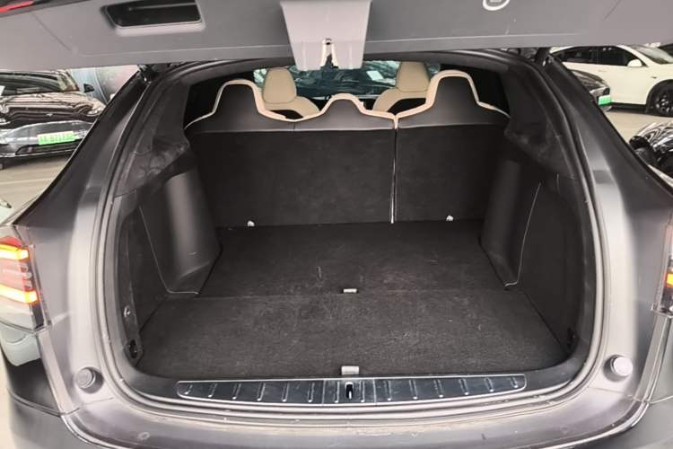 Used Tesla Model X 2020 Performance High-Performance Edition Trunk